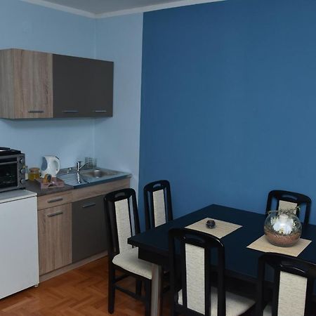 Blue House Apartment Ni エクステリア 写真