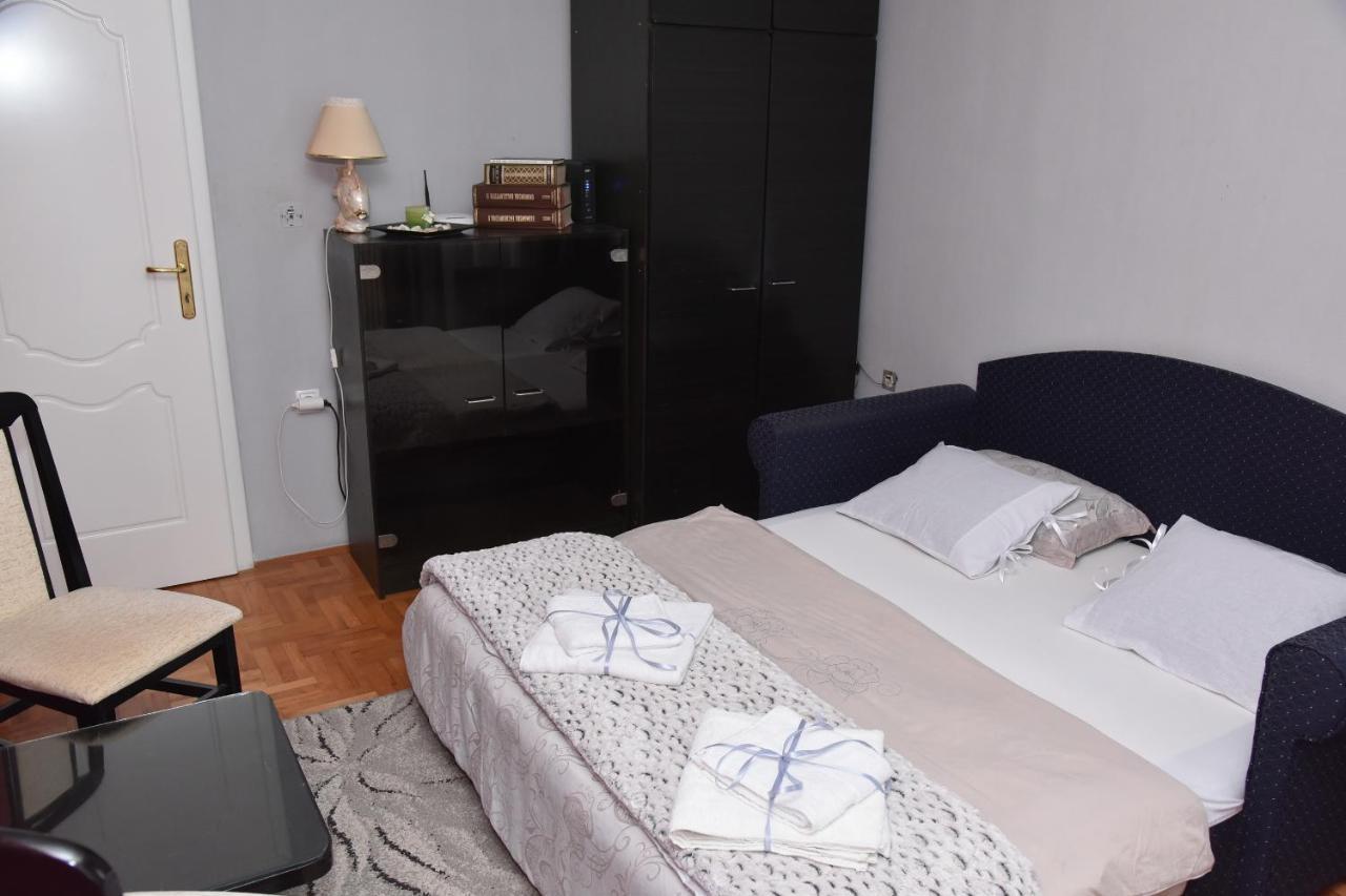 Blue House Apartment Ni エクステリア 写真